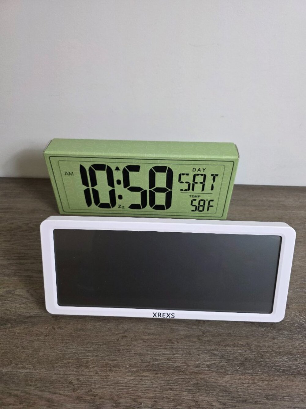 XREXS Large Digital Wall Clock Battery Operated 14.17 Inch Large LCD Screen - Picture 1 of 6